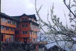 Longying Hotel